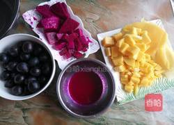 生日蛋糕处女作（丫头生日快乐）的做法图解2