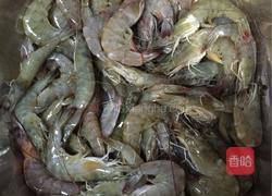 清蒸基围虾的做法图解1