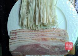 香煎培根金针菇卷的做法图解2