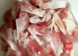 猪脆骨炖冬瓜汤的做法图解2