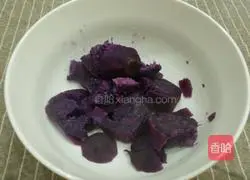 紫薯玫瑰花馒头的做法图解3
