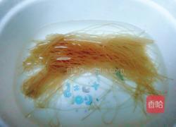 砂锅炖猪肉粉条的做法图解1