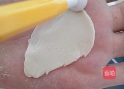 栀子花（面粉制品）的做法图解4