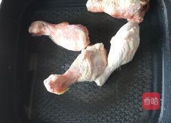 鸡腿拼花菜的做法图解1