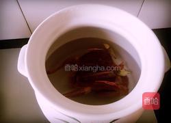 红枣桂圆炖乳鸽的做法图解4