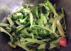 凉拌西兰花的做法图解3