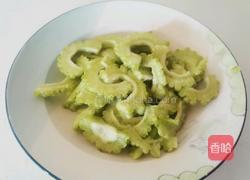 沙蛎苦瓜汤的做法图解2