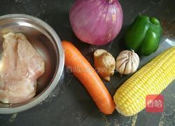 宝宝食谱之 五彩鸡丁的做法图解1