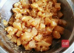 宝宝食谱之 五彩鸡丁的做法图解3