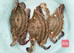 鸭蛋黄焗梭子蟹的做法图解1