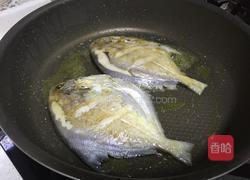 香煎白鲳鱼的做法图解5