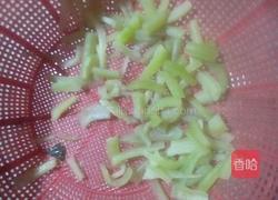 茄子炒肉的做法图解2