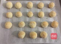 蛋白椰蓉球的做法图解10
