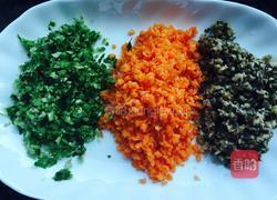 水煮三鲜水饺的做法图解1