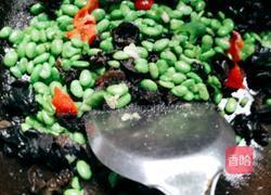 木耳炒毛豆的做法图解3