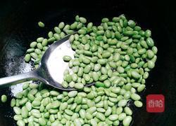 木耳炒毛豆的做法图解2