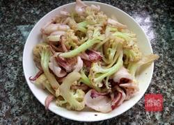 花菜炒鱿鱼的做法图解7