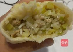 猪肉萝卜粉条葱花包子的做法图解3