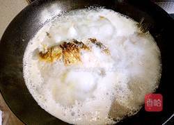 鲫鱼豆腐汤的做法图解17