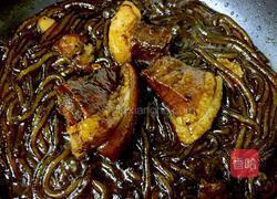 猪肉炖粉条的做法图解3