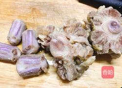 白萝卜牛尾汤的做法图解4