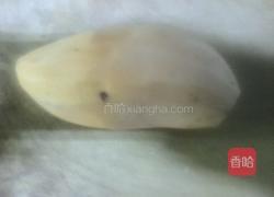 拔丝地瓜的做法图解1
