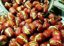 芝麻枣夹核桃的做法图解3