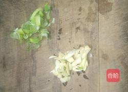 胡萝卜鸡蛋炒饭的做法图解3