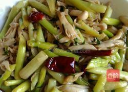 家常炒海鲜菇芦笋的做法图解9