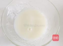 牛奶饼干的做法图解2