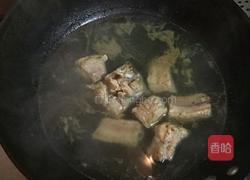 铁锅排骨焖面的做法图解2