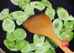 莴苣炒香肠的做法图解5