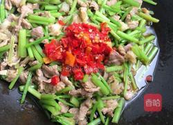 芹菜剁椒炒肉的做法图解9