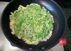 芹菜叶鸡蛋饼的做法图解4