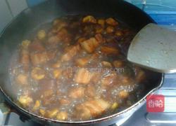 板栗红烧肉的做法图解10