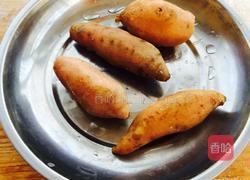 红薯五香芝麻烤饼的做法图解1