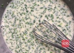 芝麻韭菜鸡蛋卷的做法图解6