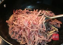 牛肉炒萝卜丝的做法图解5