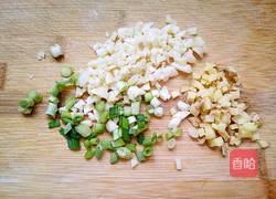 杭椒肉丁的做法图解3