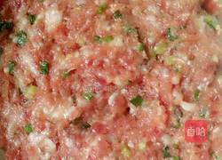 丸子黄瓜汤的做法图解2