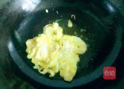 西红柿蘑菇鸡蛋炒青菜的做法图解3