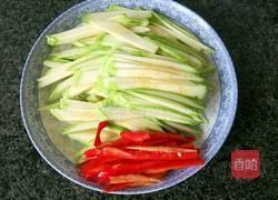 炒西葫芦的做法图解2