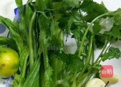 老干妈拌莴苣的做法图解1