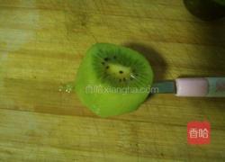 猕猴桃酸奶杯的做法图解3