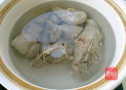 大骨头炖酸菜的做法图解7