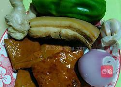 香干五花肉的做法图解1