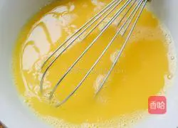 Illustration of how to make tomato and egg fried rice 2