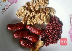 红枣核桃露的做法图解1