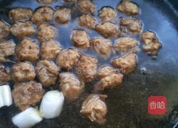 家常炖丸子的做法图解6