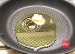 香煎吞拿鱼块的做法图解5